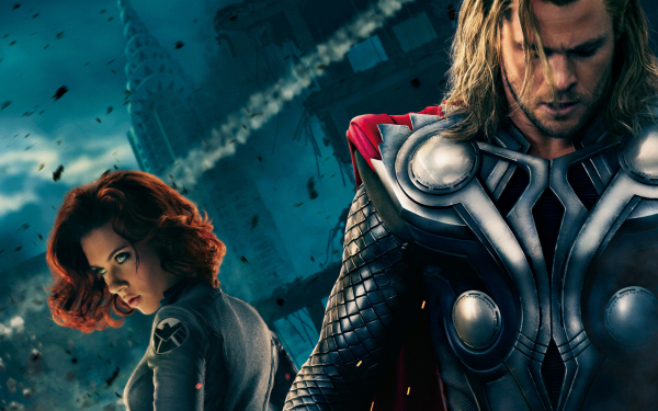 Скарлет Йохансон и Крис Эванс в фильме Мстители