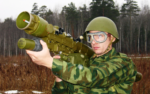 Солдат с ПЗРК