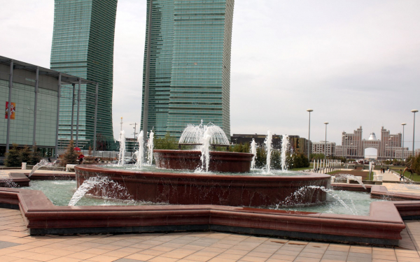 Фонтан в Астане