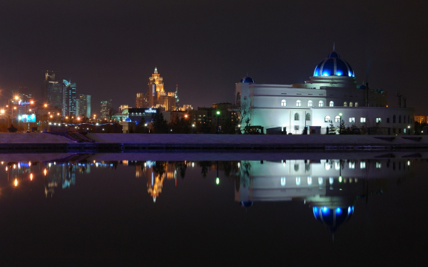 Левый берег реки Ишим в Астане