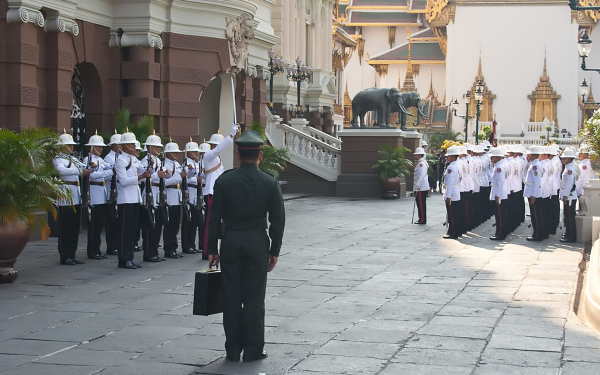 Развод караула у королевского дворца в Бангкоке