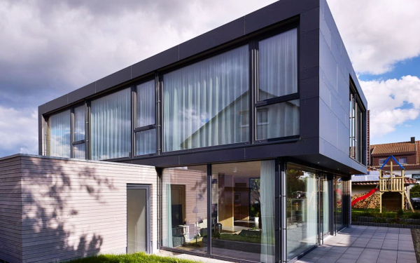 Дом с панорамным остеклением