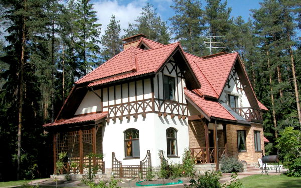 Дом в сосновом бору