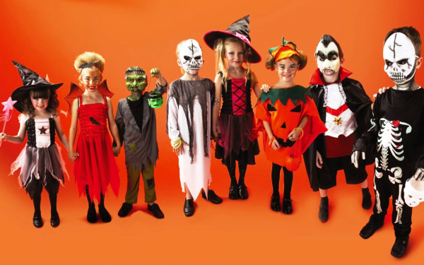 Праздничные костюмы Хэллоуина