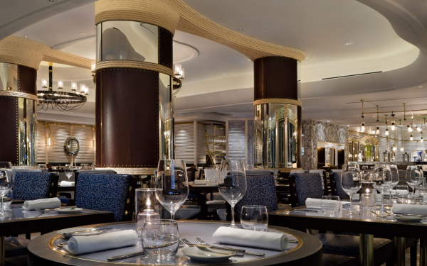 Ресторан отеля Fontainebleau Resort в Майами