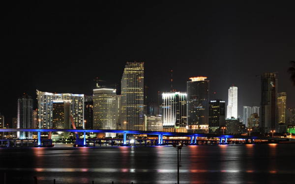 Ночной Майами