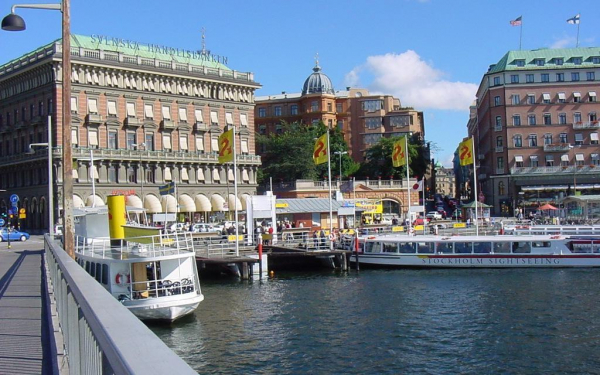 Причал у набережной в Стокгольме