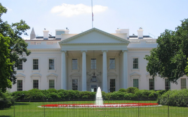 Фонтан у Белого дома