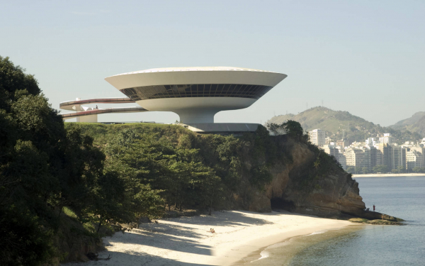 Музей современного искусства в Рио - де - Жанейро