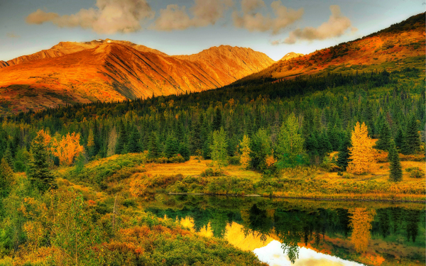 Вечер в осенних горах