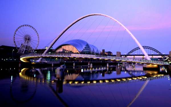 Мост тысячилетия в Ньюкасле