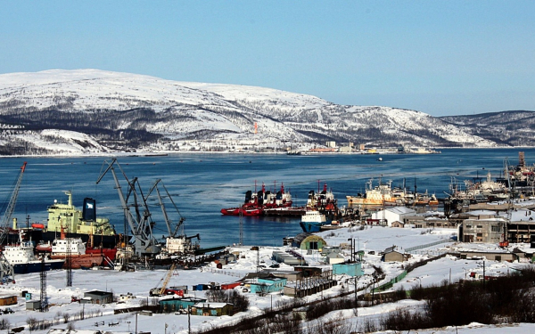 Незамерзающий морской порт в Мурманске
