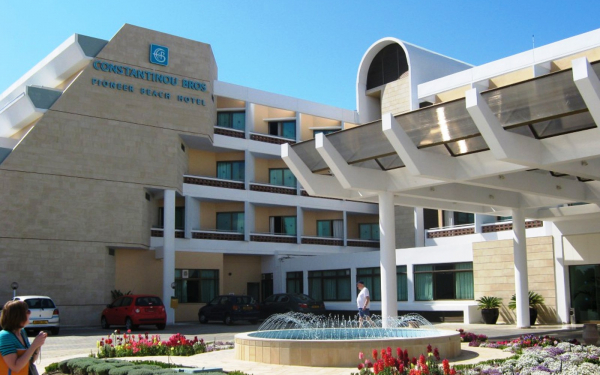 PIONEER BEACH HOTEL 4, Пафос, Кипр
