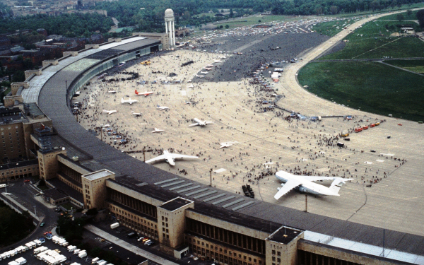 Берлин, аэропорт Темпельхоф
