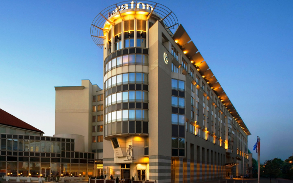 Отель Шератон в Варшаве