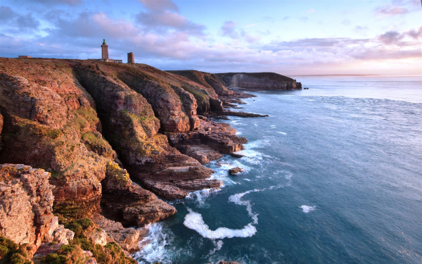 Маяк на мысе Фреэль