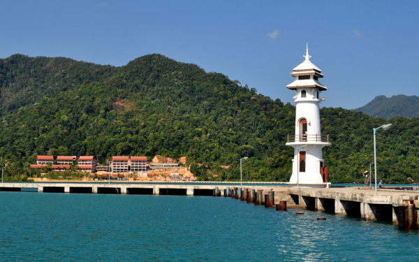 Маяк на острове Чанг