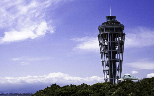 Маяк на острове Эношима