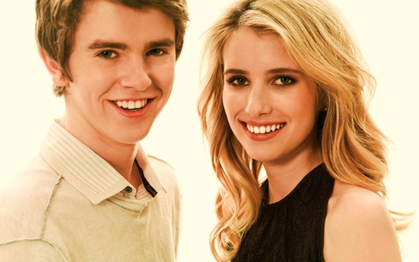 Фредди Хаймор и Эмма Робертс