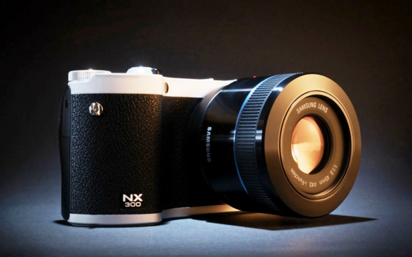 Samsung NX300