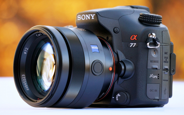 Фотокамера Sony Alpha 77