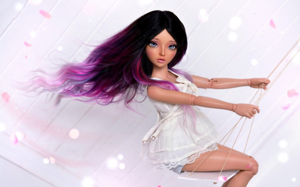 Кукла на качели