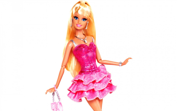 Барби в розовом платье