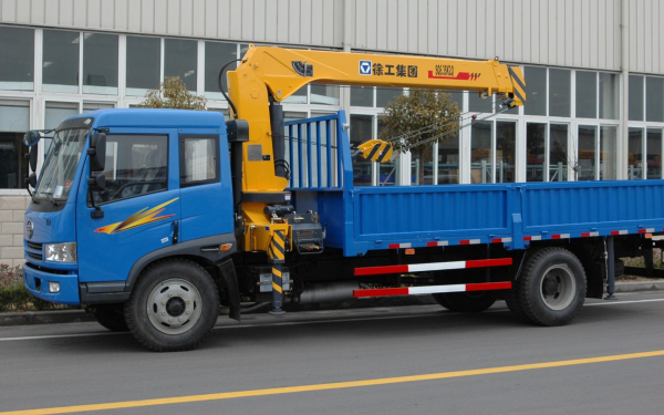 Грузовик-кран