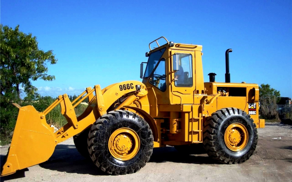 Погрузчик Caterpillar 966C