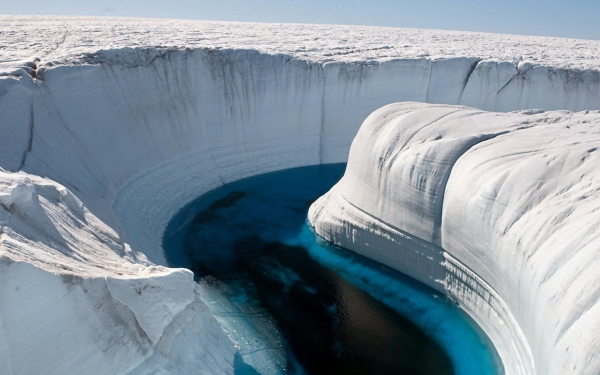 Ледяной каньон в Гренландии
