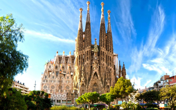 Храм Святого Семейства в Барселоне