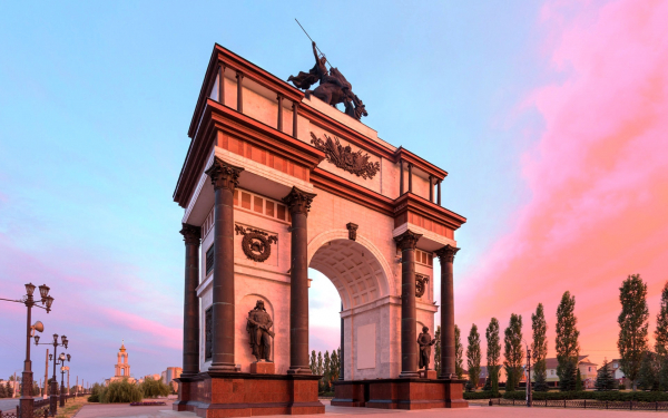 Арка в Курске