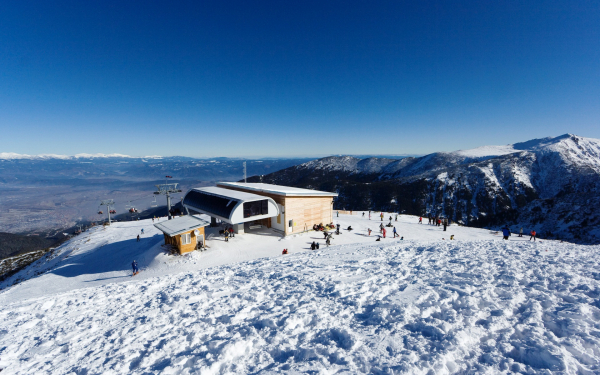 Банско - горнолыжный курорт в Болгарии