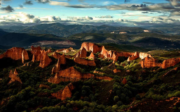 Лас-Медулас -  древний римский золотой рудник в Испании