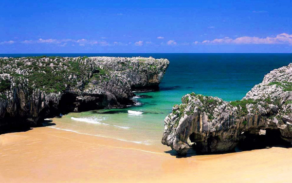 Пляж Куэвас-дель-Мар, Испания