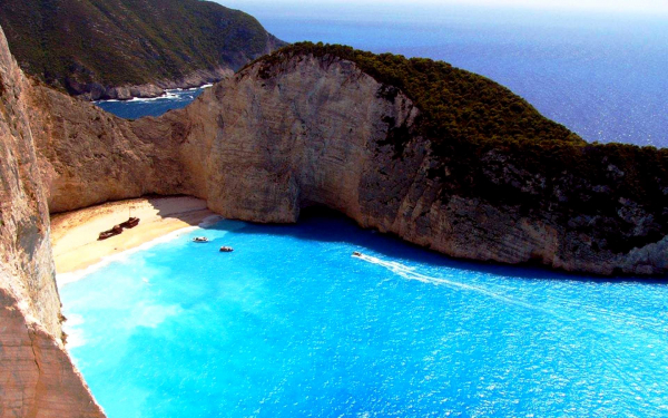 Пляж Навагия, Греция