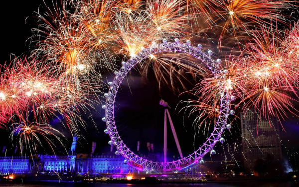 Новогодний фейерверк в Лондоне