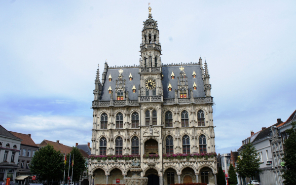 Ратуша в Ауденарде