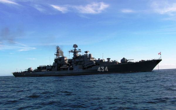 Эскадренный миноносец Адмирал Ушаков