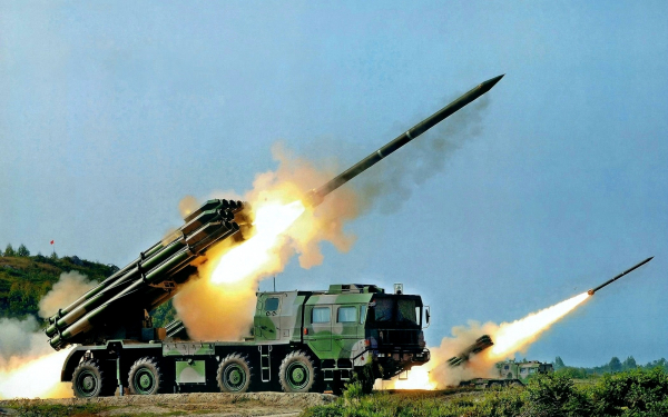 Реактивная система залпового огня «Смерч»