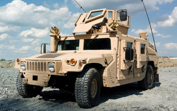 Военный внедорожник армии США