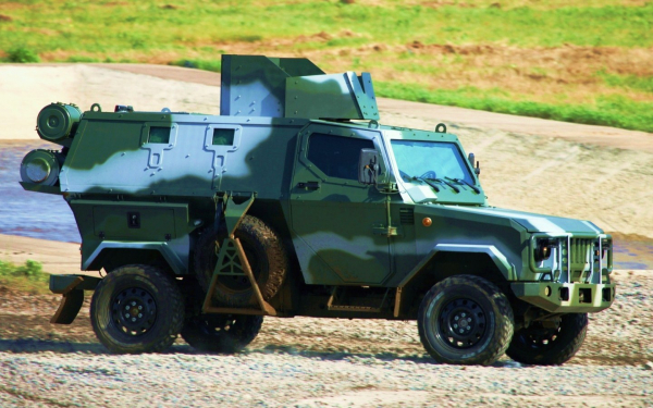 Легкий тактический бронеавтомобиль Скорпион
