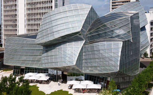 Административный корпус завода «Новартис» в Базеле