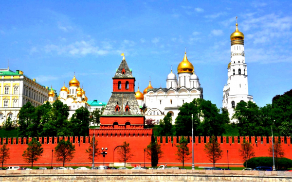 Тайницкая башня Московского Кремля