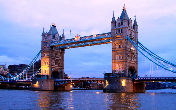 Башни Тауэрского моста