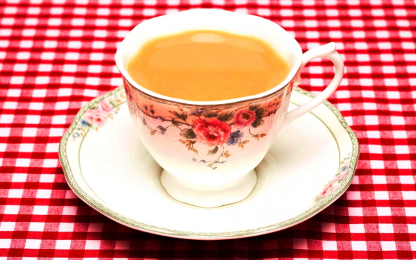 Английский чай с молоком