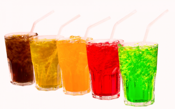 Газированные напитки со льдом