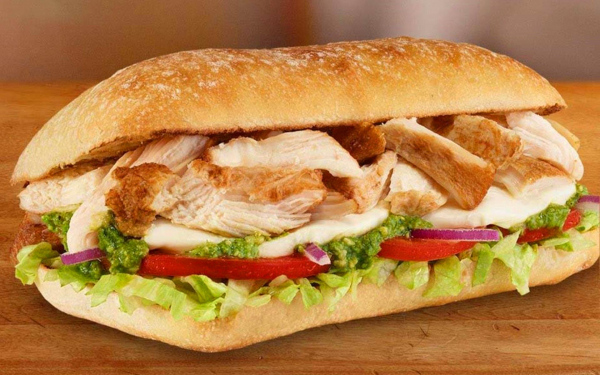 Сэндвич с сыром и курицей