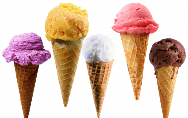 Мороженое в вафельных рожках