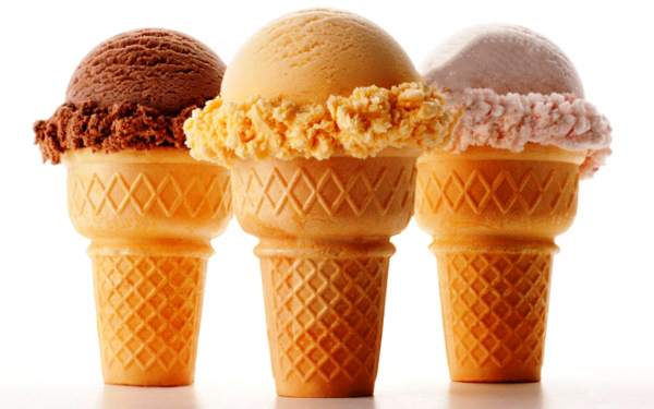 Мороженое в стаканчиках